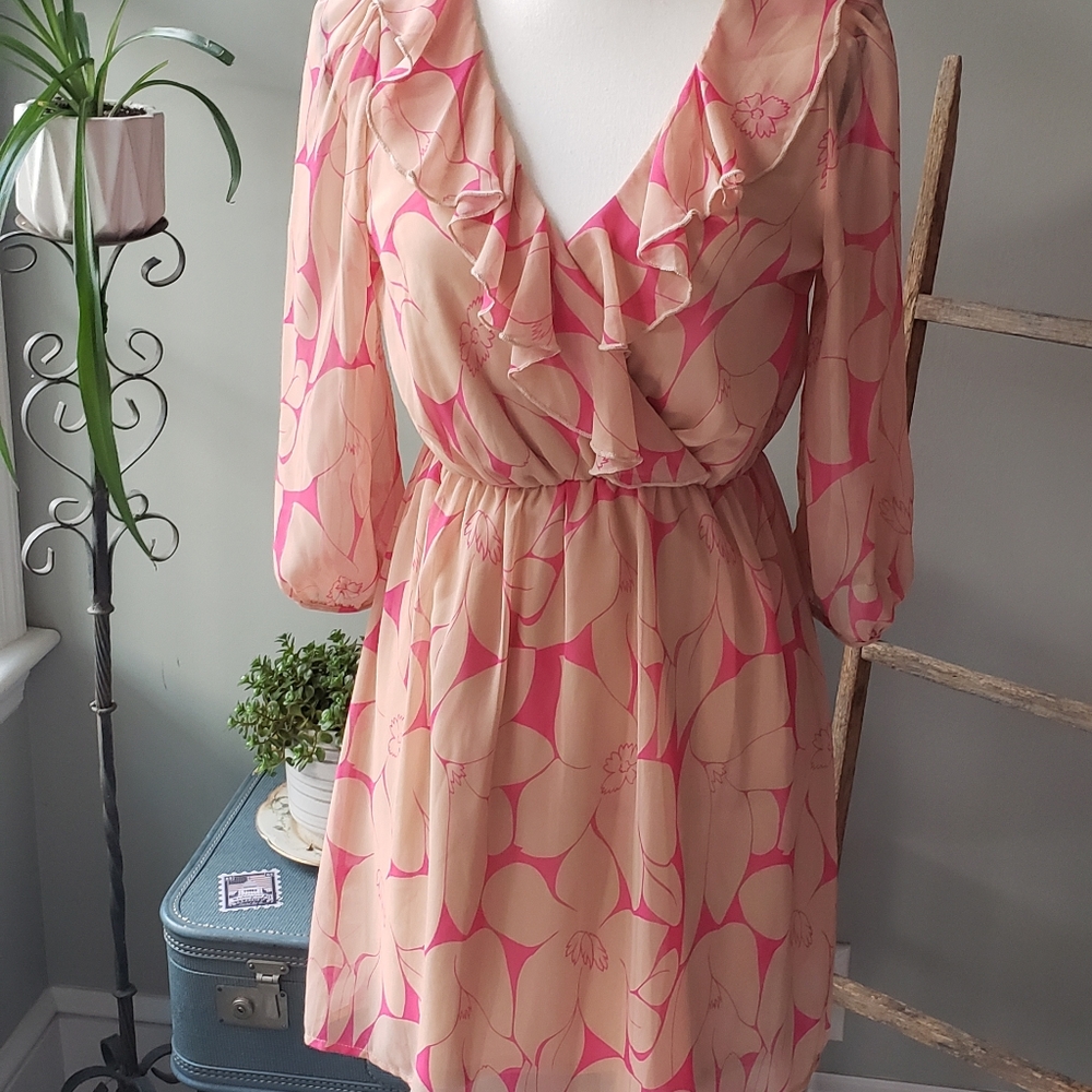 Hello Miss Pink Ruffled V-Neck Sheer Sleeve Floral Print Short Dress Size M